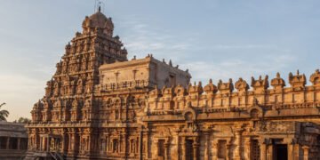Temples, Threads, and Time – Finding Stillness in Kumbakonam