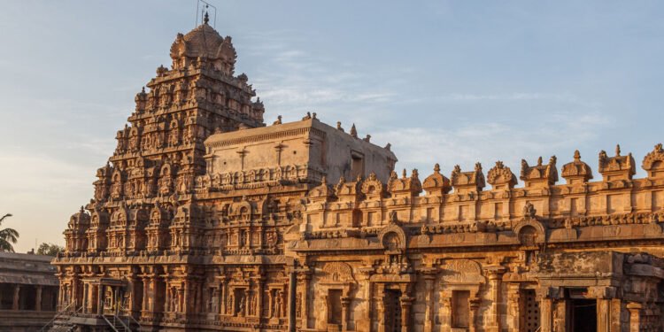 Temples, Threads, and Time – Finding Stillness in Kumbakonam